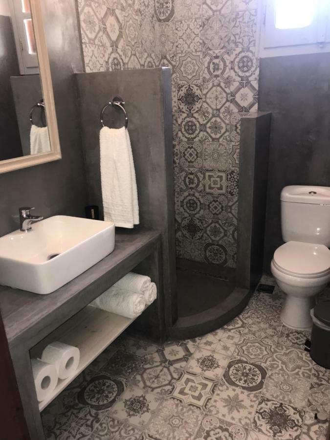 Panorama Thea Apartment Сими Екстериор снимка